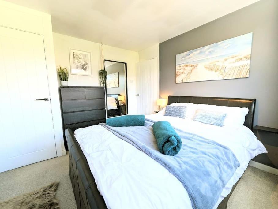Spacious Lovely 3 Bed House In Keyworth Nottingham Suit Contractors Or Family ภายนอก รูปภาพ